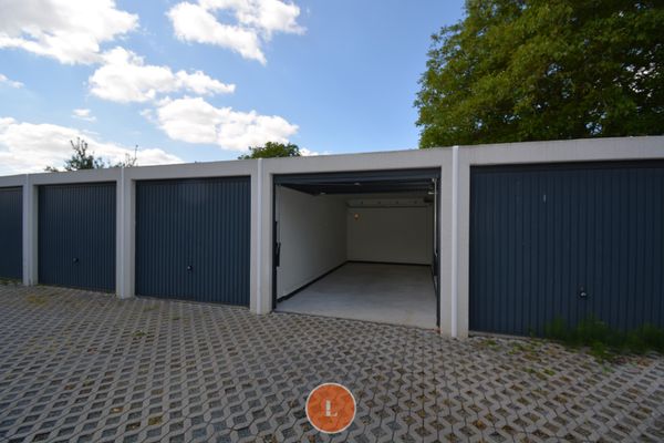 gesloten garagebox
                            te huur in Waregem