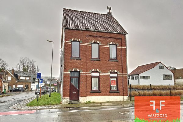 Huis
                                optie koop
                                in Iddergem