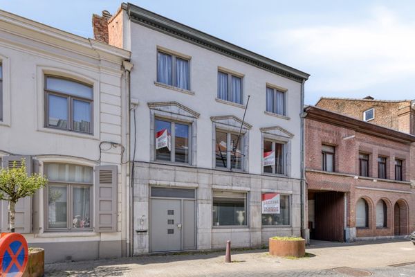 Herenhuis
                                te koop in Temse