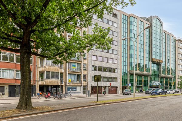 Estate main image
