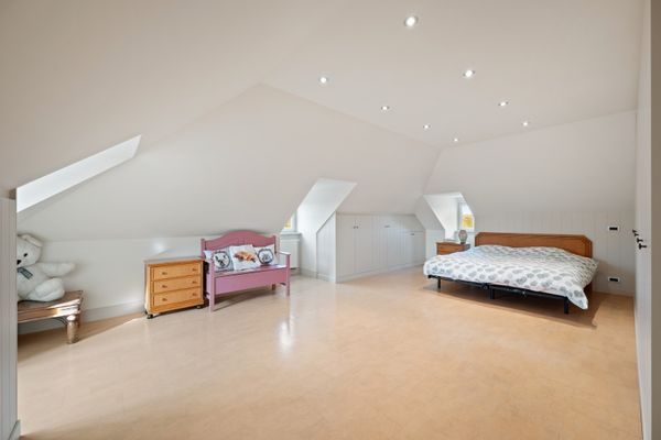 Huis te koop / Schriek