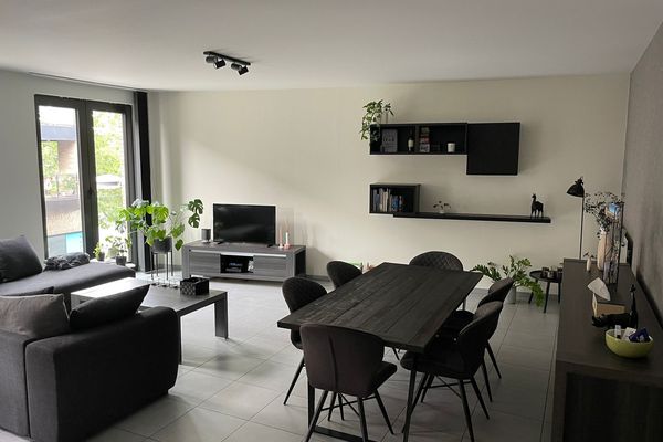 Estate main image