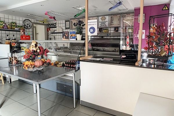 Commercieel te koop / Koersel