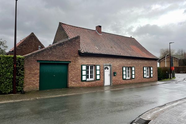 Boerderij
                                verkocht in Dworp
