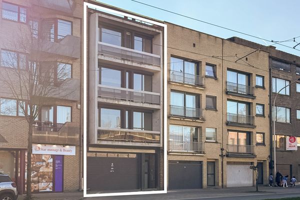 Huis
                                te koop
                                in Merksem