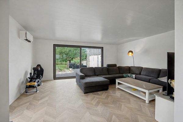 Huis te koop / Hoeleden