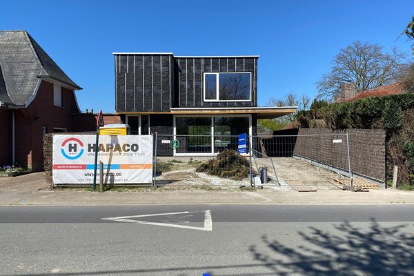 Villa
                            te koop in Roeselare