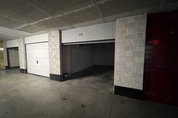 Garage
                                te koop
                                in Oostende