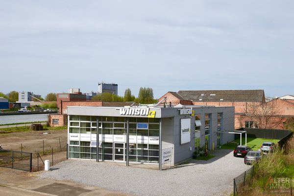 Bedrijfsgebouw
                            te koop in Hasselt