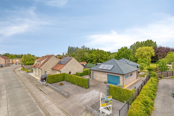 Villa te koop in Zerkegem