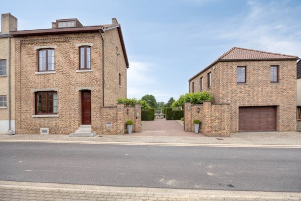 Uitzonderlijke woning
                            te koop in Mielen-Boven-Aalst