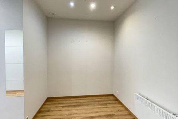 Commercieel te huur / Halle
