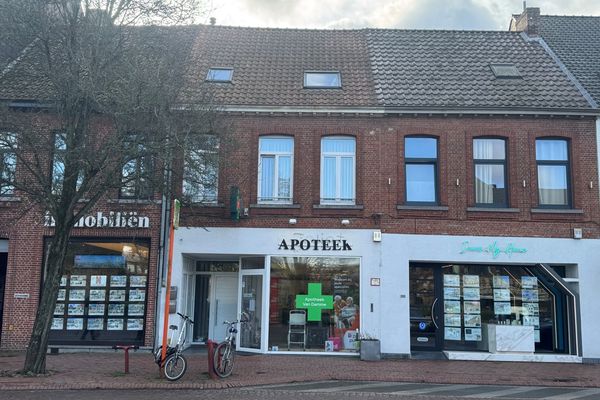 Handelspand
                            te huur in Sint-Kruis