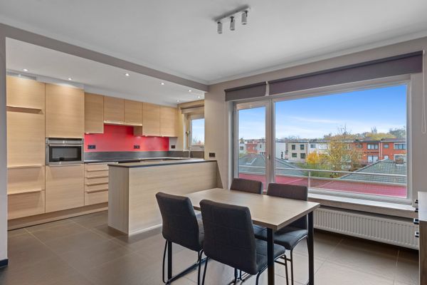 Appartement
                                verhuurd
                                in Aartselaar