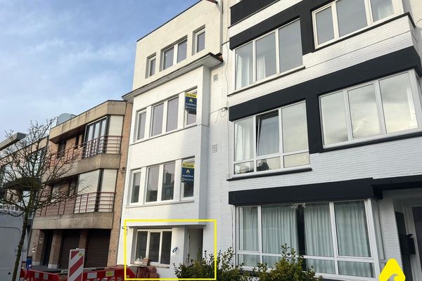 Gelijkvloers app.
                                te koop in De Panne
