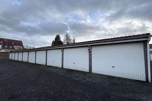 Garage
                                te huur
                                in Torhout
