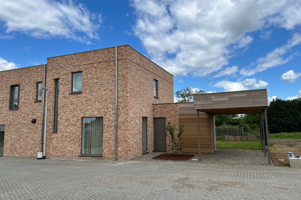 Huis
                                te koop
                                in Opglabbeek