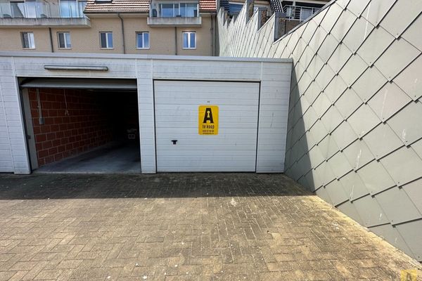 Garage
                            te koop in Bredene