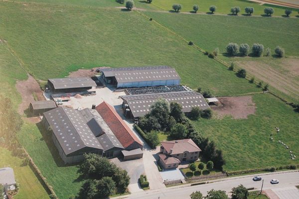 Boerderij
                            te koop in Sleidinge