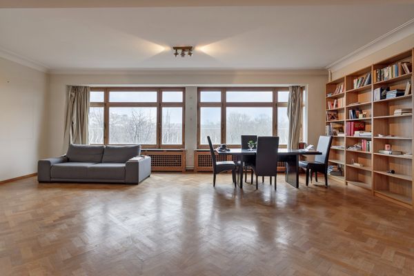 Estate main image