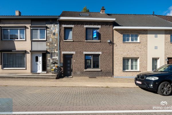 Rijwoning
                            te koop in Genk