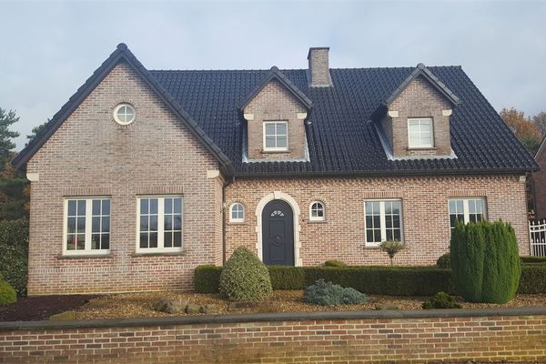 Villa-landhuis
                            te koop in Paal