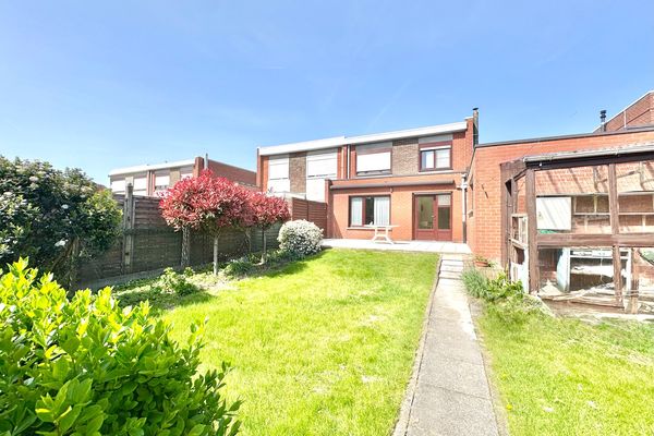 Huis
                            te koop in Deerlijk