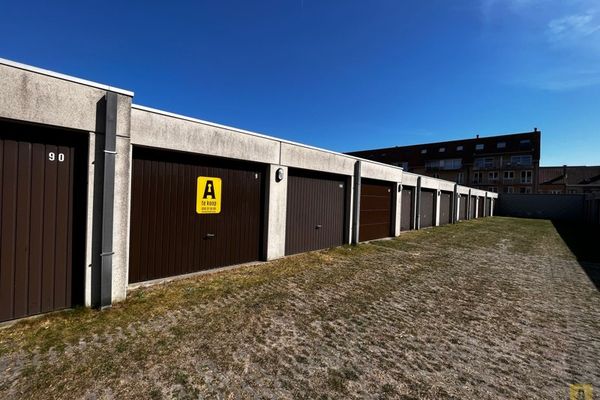 Garage
                            te koop in Bredene