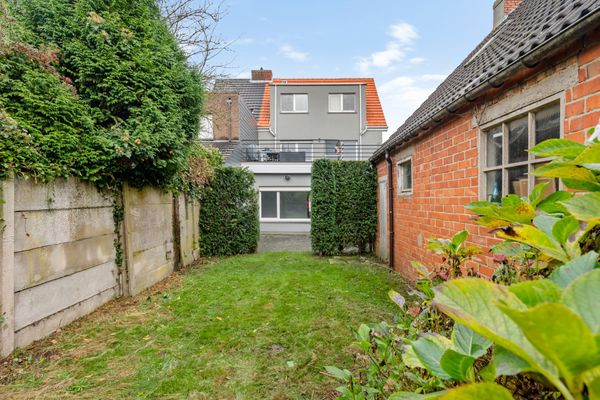 Gelijkvloers app.
                            verkocht in Malle