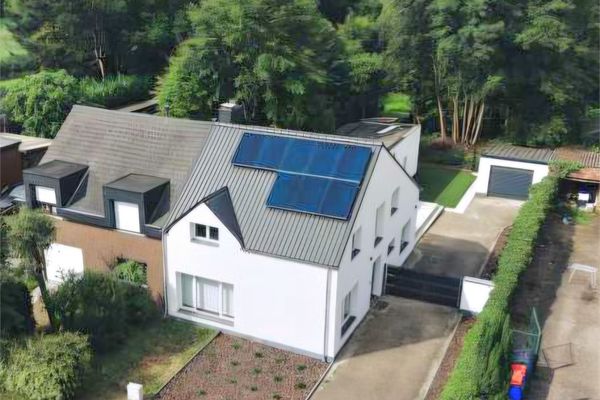 Huis
                                te koop
                                in Genk