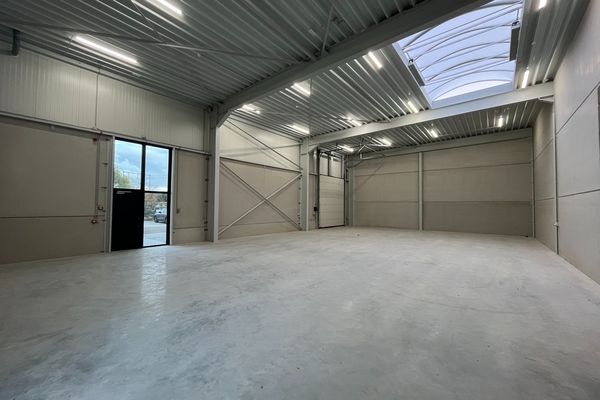 Industrieel te huur / Hasselt