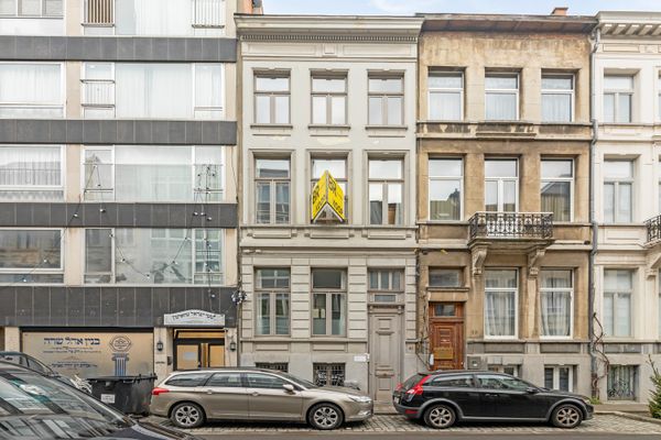 Estate main image