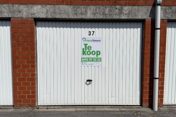 Garage - Parking
                                verkocht
                                in Roeselare