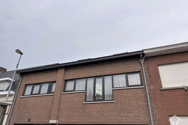 Appartement
                                te huur
                                in Handzame