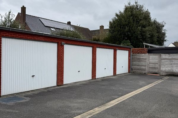 Garage - Parking
                                verkocht
                                in Koekelare