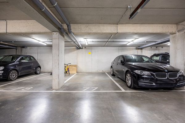 Garage - Parking
                                te koop
                                in Essen