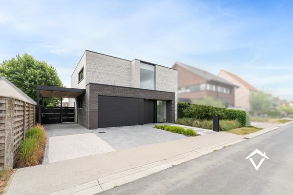 Woning
                                optie te koop
                                in Koekelare