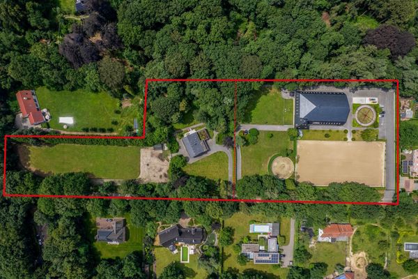 Dwelling
                                for sale
                                in Brasschaat