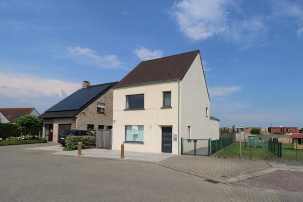 Woning
                                verkocht
                                in Zedelgem
