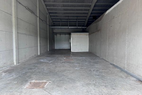 Industrie
                                optie te huur
                                in Diksmuide