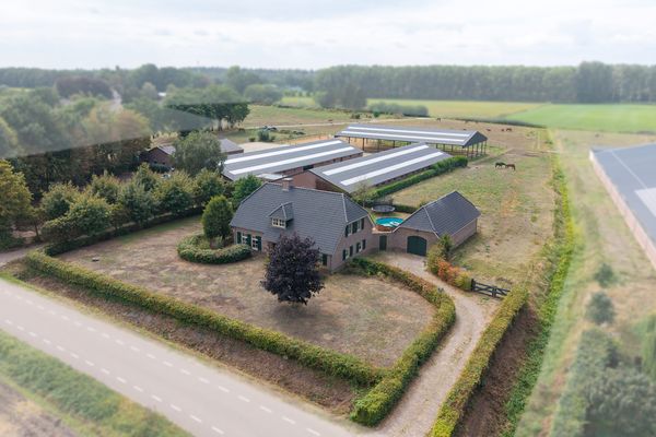 Maison
                                a vendre
                                in Bakel