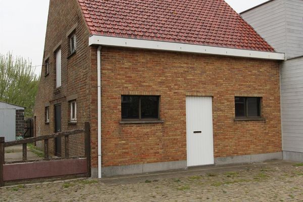 Garage - Parking
                                verkocht
                                in Koekelare
