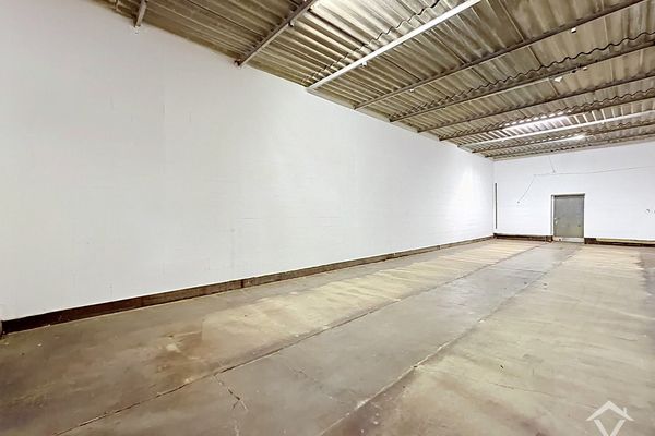 Industrie
                                te huur
                                in Hooglede