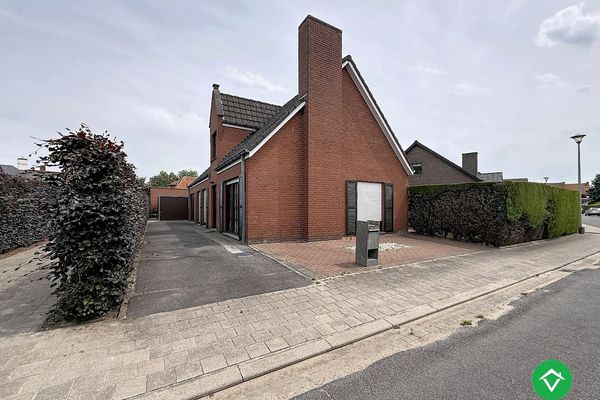 Woning
                                te koop
                                in Roeselare