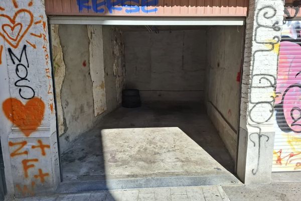Garage - Parking
                                te huur
                                in Antwerpen