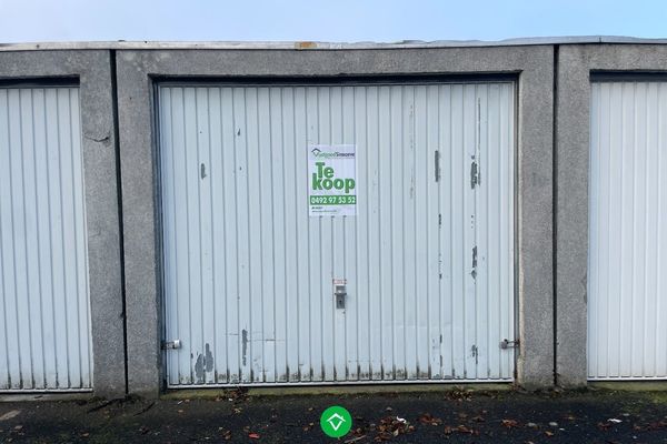 Garage - Parking
                                verkocht
                                in Roeselare