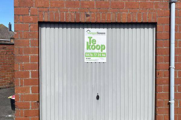 Garage - Parking
                                verkocht
                                in Bredene