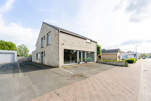 Woning
                                te koop
                                in Ichtegem