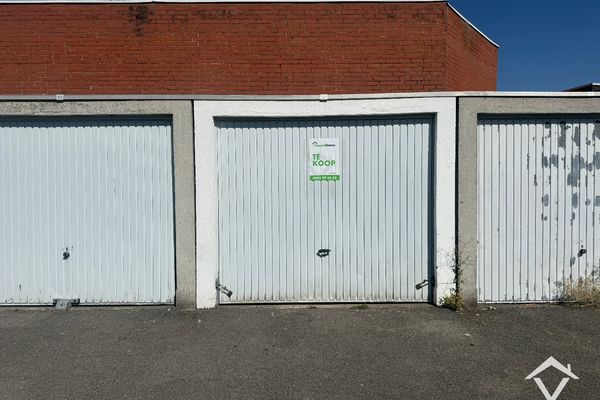 Garage - Parking
                                te koop
                                in Roeselare