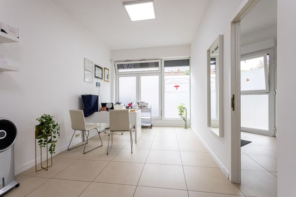 Winkelruimte
                                te koop
                                in Deurne (2100)